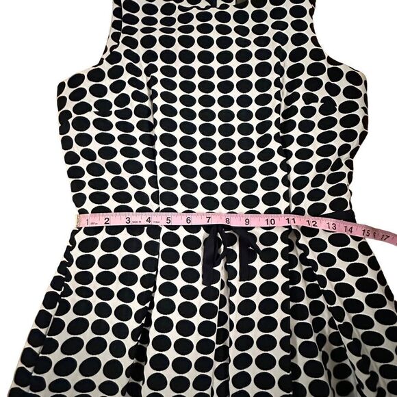 Taylor ~ Dark Navy and Cream Polka Dot Fit & Flare Dress ~ side pockets ~ size 6 - Picture 11 of 13